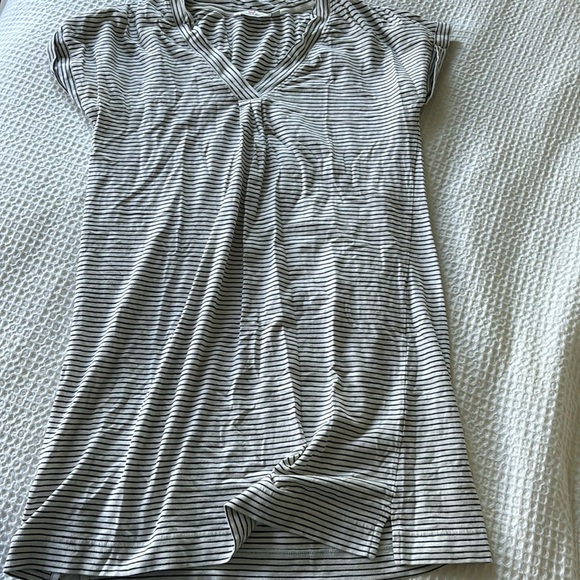 Vineyard vines stripe dress - Picture 1 of 3